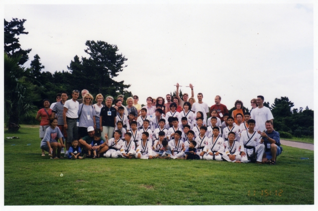 2001 ù ֵ ķ-2