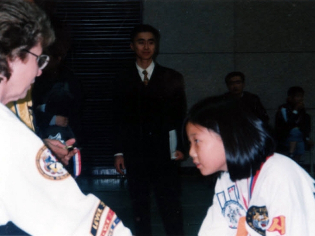 2000 1ȸ ȸ 