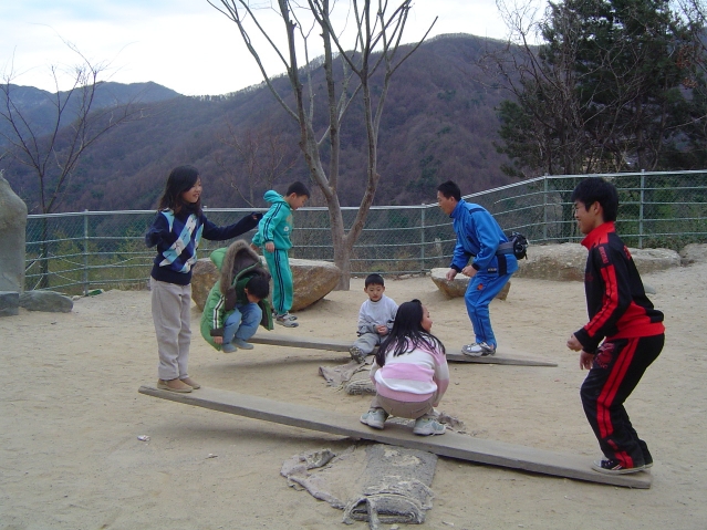 2005 ûе ķ()