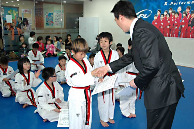 20085  ǥȸ